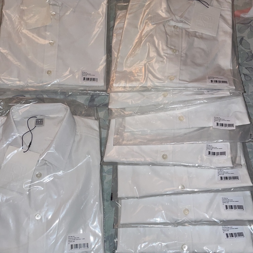 NWT TOTÊME Signature Organic Cotton Poplin Button-Up Shirt - Picture 10 of 14